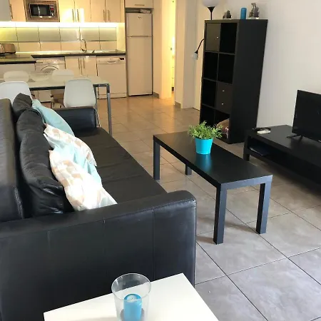 Stunning 1 Bedroom In Puerto Del Carmen 아파트